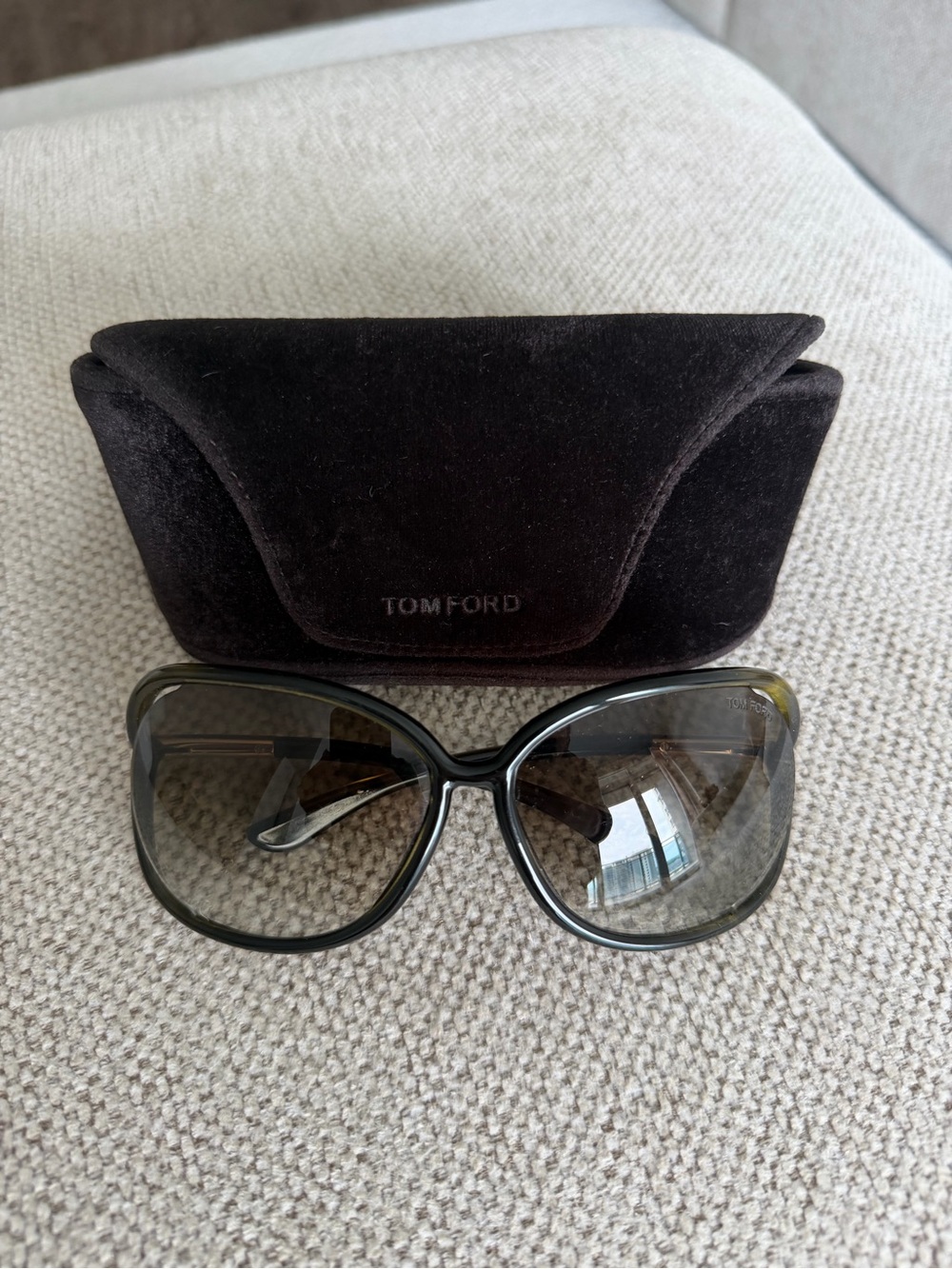 Tom Ford Black/Brown Gradient Oversized Women's Sunglasses